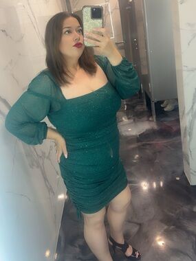 Jump Apparel XL Green Glitter Ruched Mesh Mini Bodycon Long Sleeve Holiday Dress